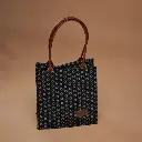 Kwama handbag (1).webp